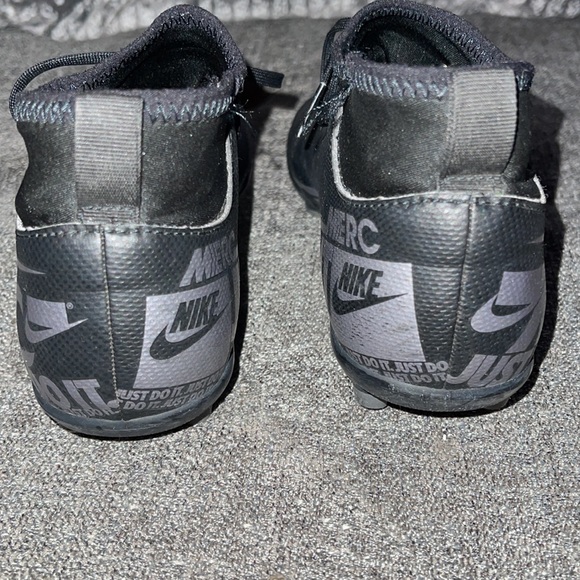 Nike Mercurial Superfly Soccer Cleats kids sz 2 - Picture 6 of 8